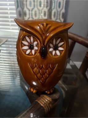 Brown Ceramic Owl Figurine Decorative Statue